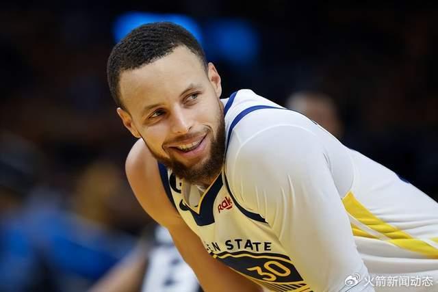 欧冠-哲科传射 邓弗里斯进球 国际米兰2-0客胜